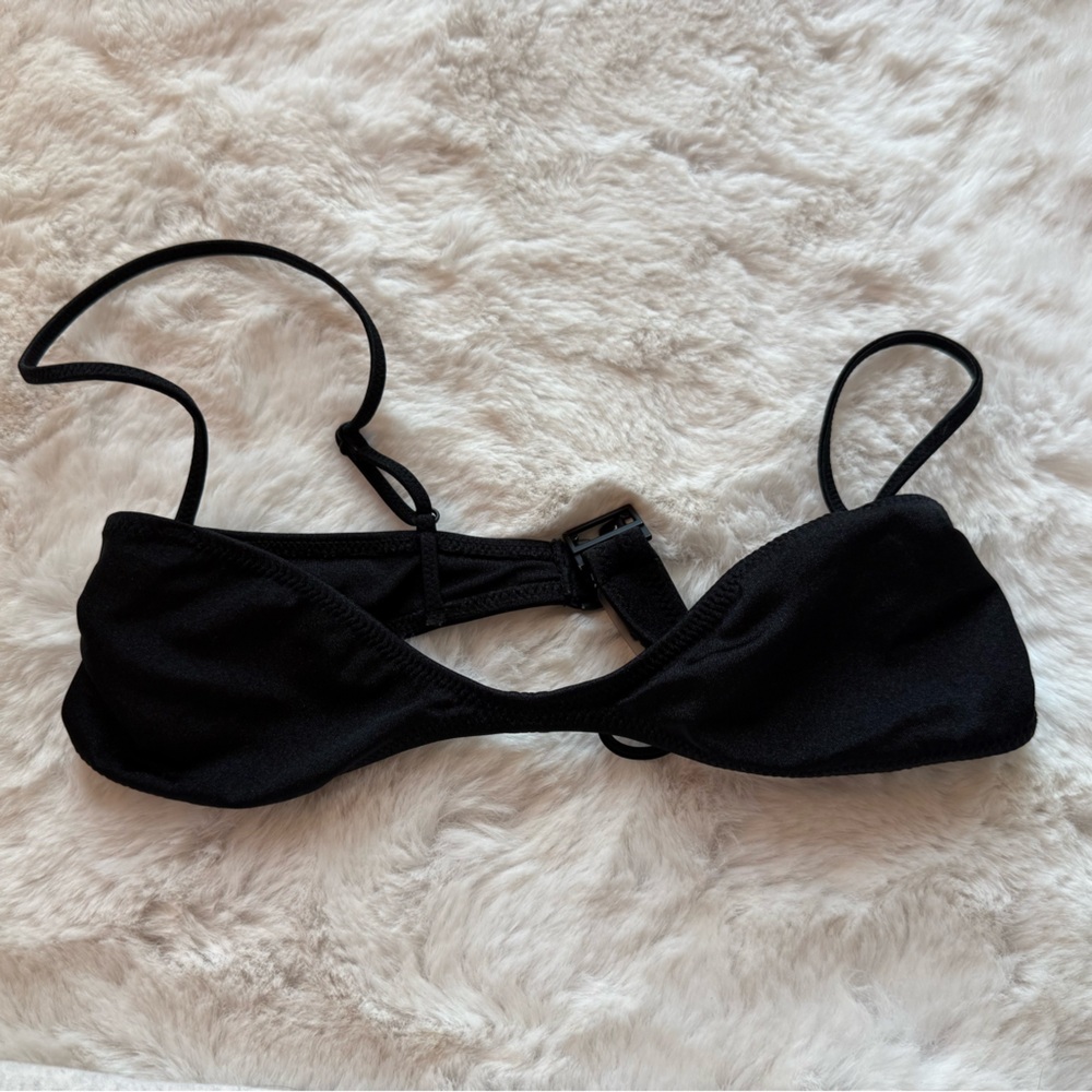 Triangle bikini